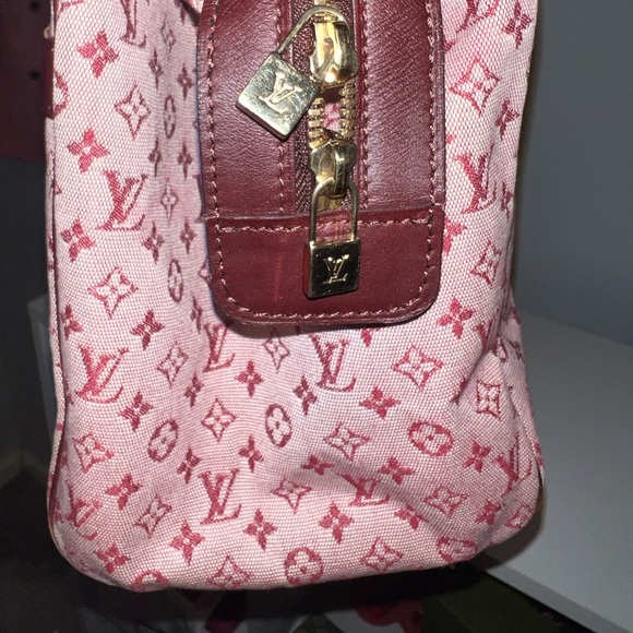 Louis Vuitton Cherry Color Josephine PM Bag - Picture 12 of 16
